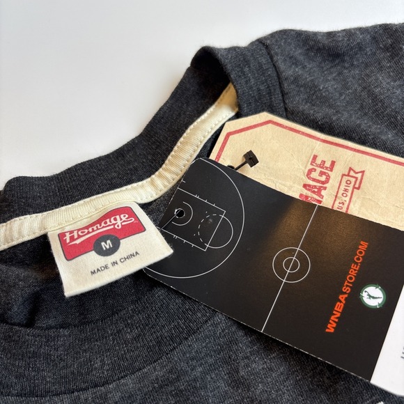 Homage Shirt NWT WNBA Jam Sabally‎ Vs. Ogunbowale Size Medium NEW! - Picture 2 of 6